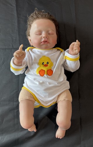Bambola neonato realistica